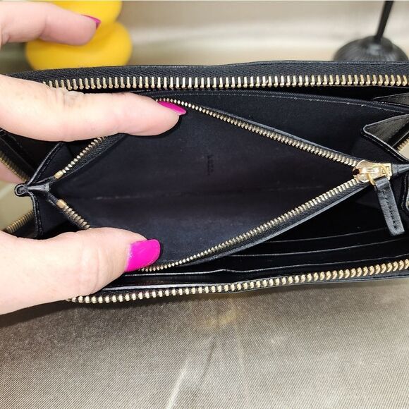 Authentic Fendi Vitello Liberty Century Lucido By The Way Zip Around Wallet - Picture 10 of 17